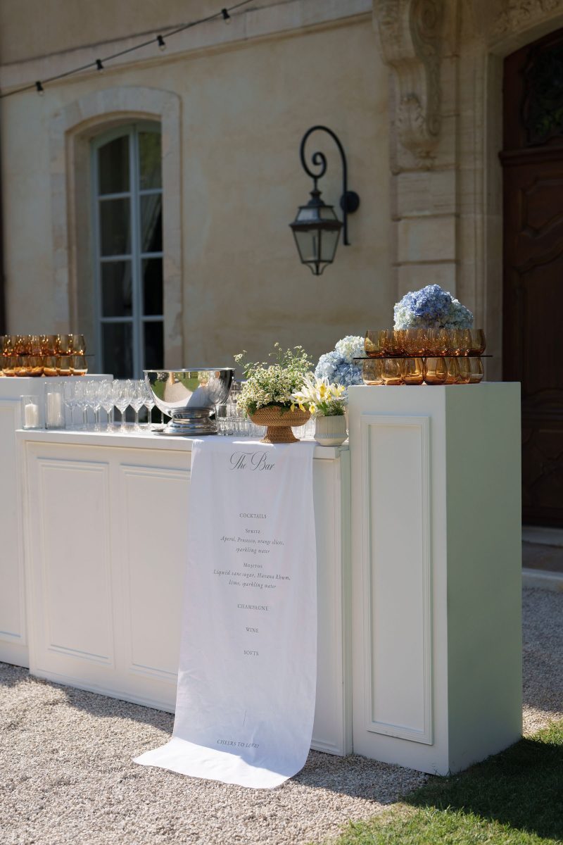 marie-chicchirichi-destination-wedding-planner-luxury-chateau-provence-france
