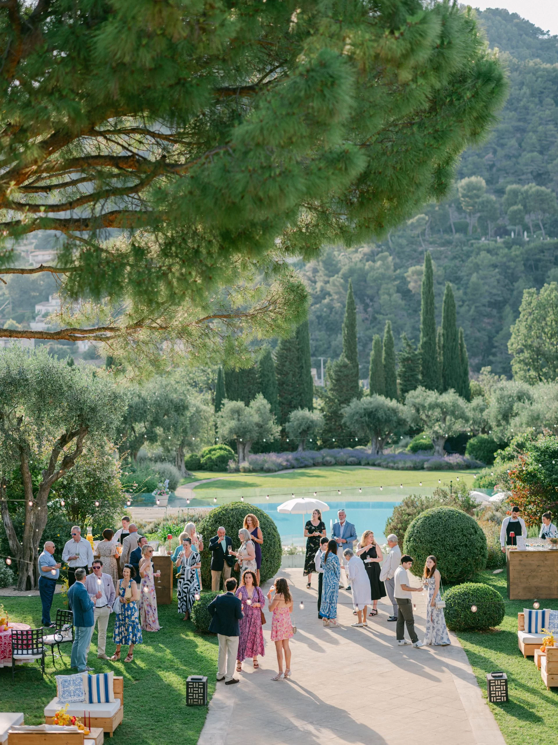 marie-chicchirichi-destination-wedding-planner-luxury-chateau-saint-martin-french-riviera-france