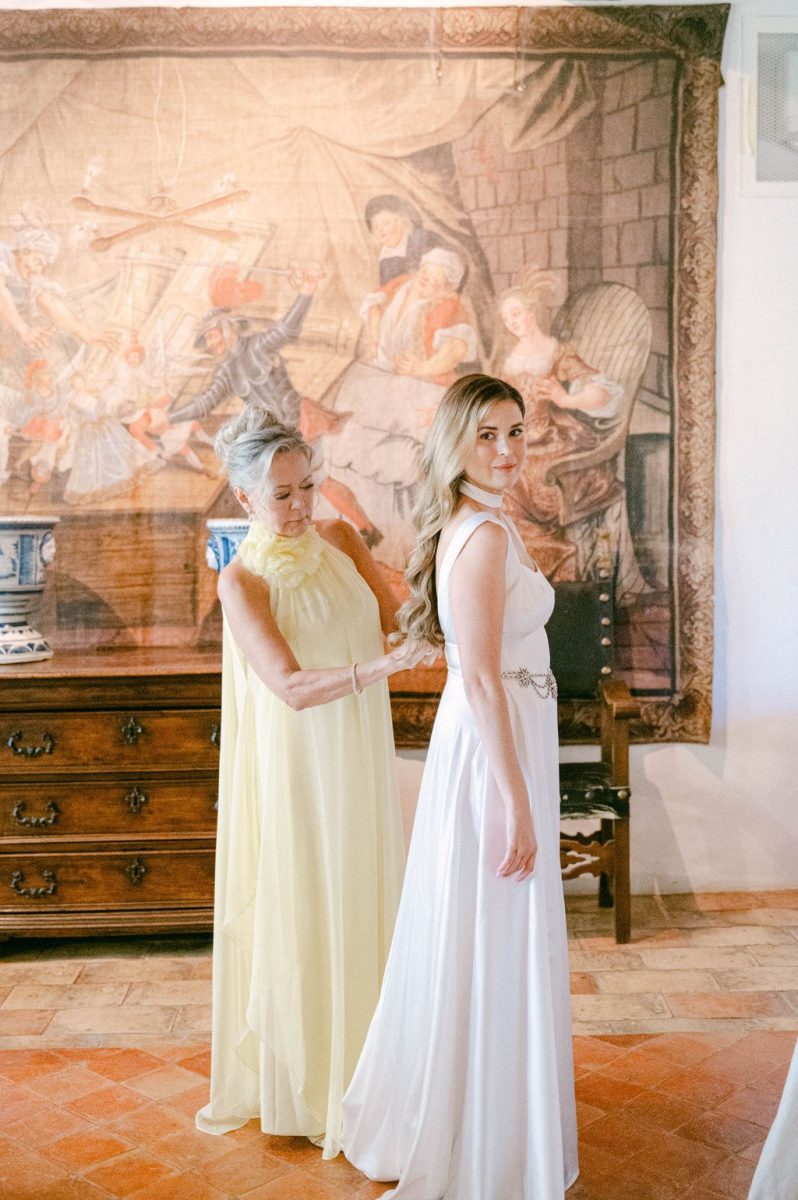 marie-chicchirichi-destination-wedding-planner-luxury-expert-chateau-sannes-france