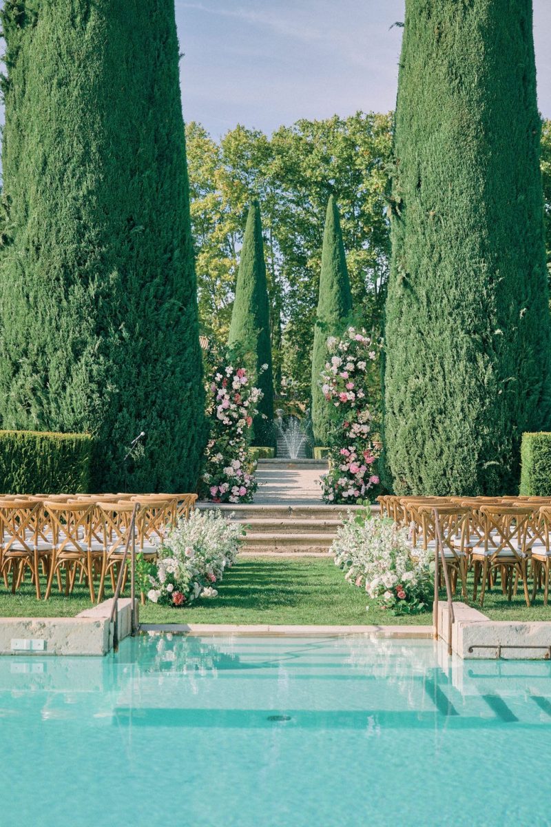 marie-chicchirichi-destination-wedding-planner-luxury-chateau-sannes-france