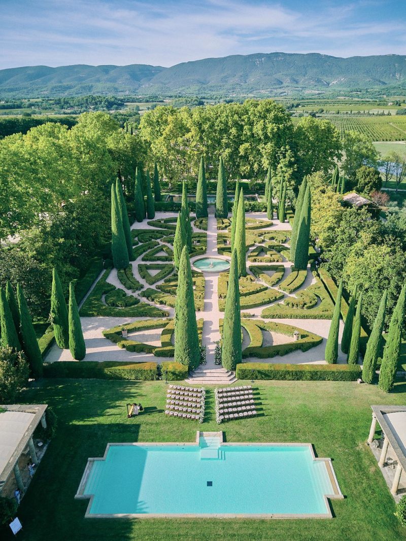 marie-chicchirichi-destination-wedding-planner-luxury-chateau-sannes-france