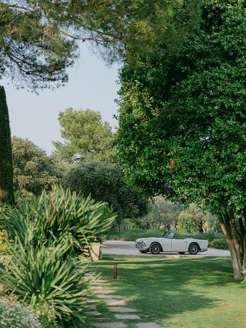 marie-chicchirichi-destination-wedding-planner-luxury-chateau-provence-france