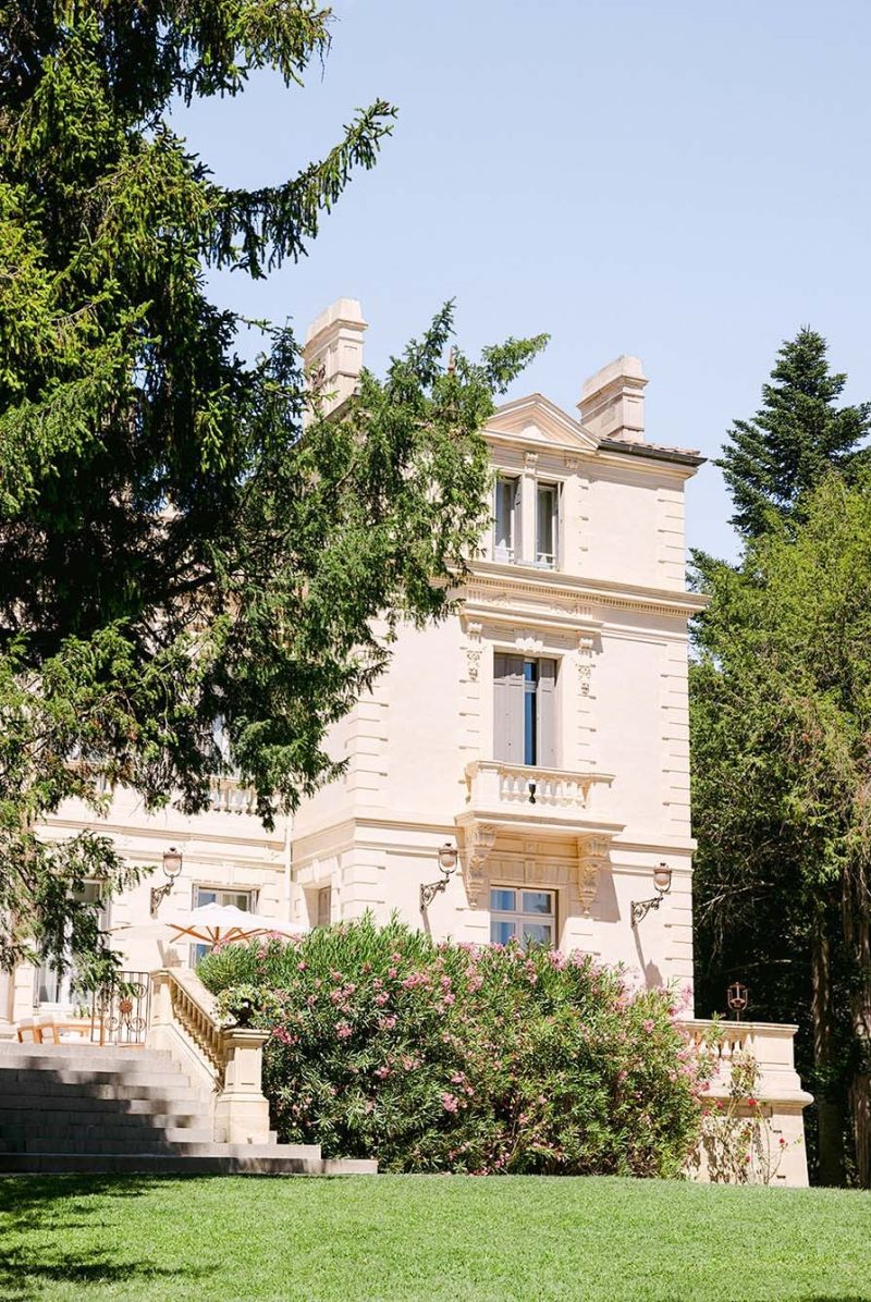 marie-chicchirichi-destination-wedding-planner-luxury-chateau-trois-fontaines-france