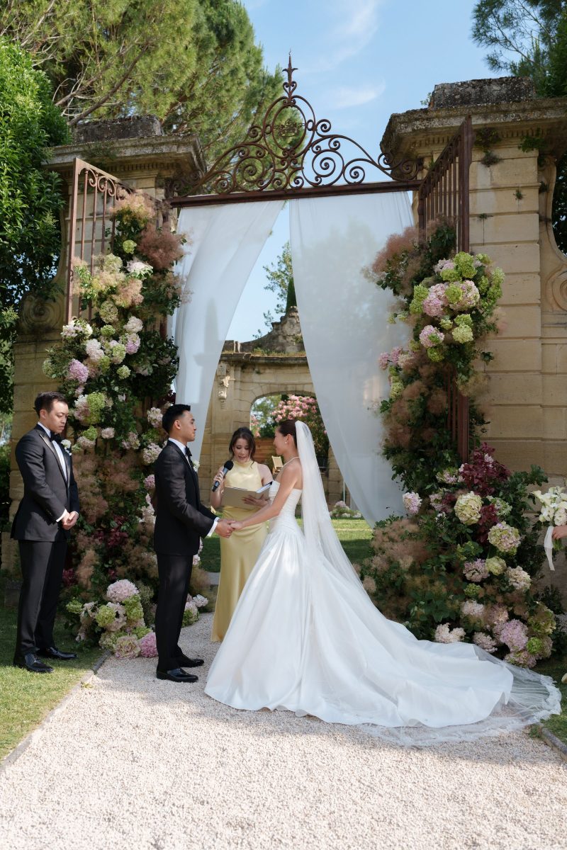 marie-chicchirichi-destination-wedding-planner-luxury-chateau-provence-france
