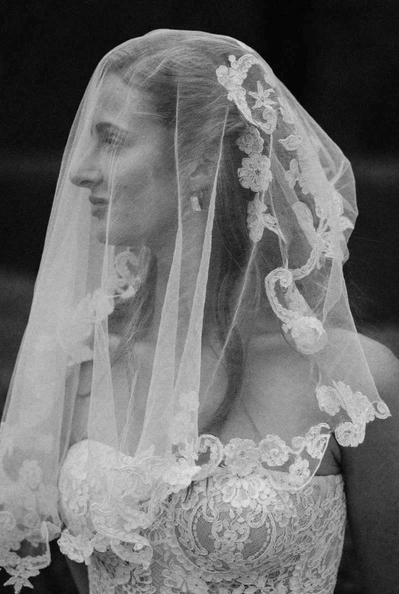 marie-chicchirichi-destination-wedding-planner-luxury-chateau-sannes-france