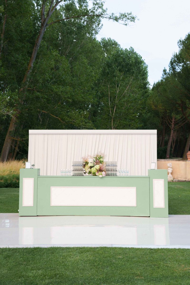 marie-chicchirichi-destination-wedding-planner-luxury-chateau-provence