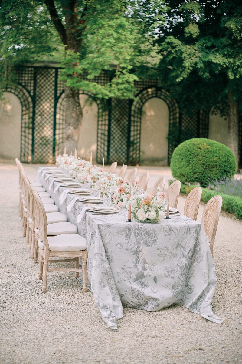 marie-chicchirichi-destination-wedding-planner-luxury-chateau-martinay